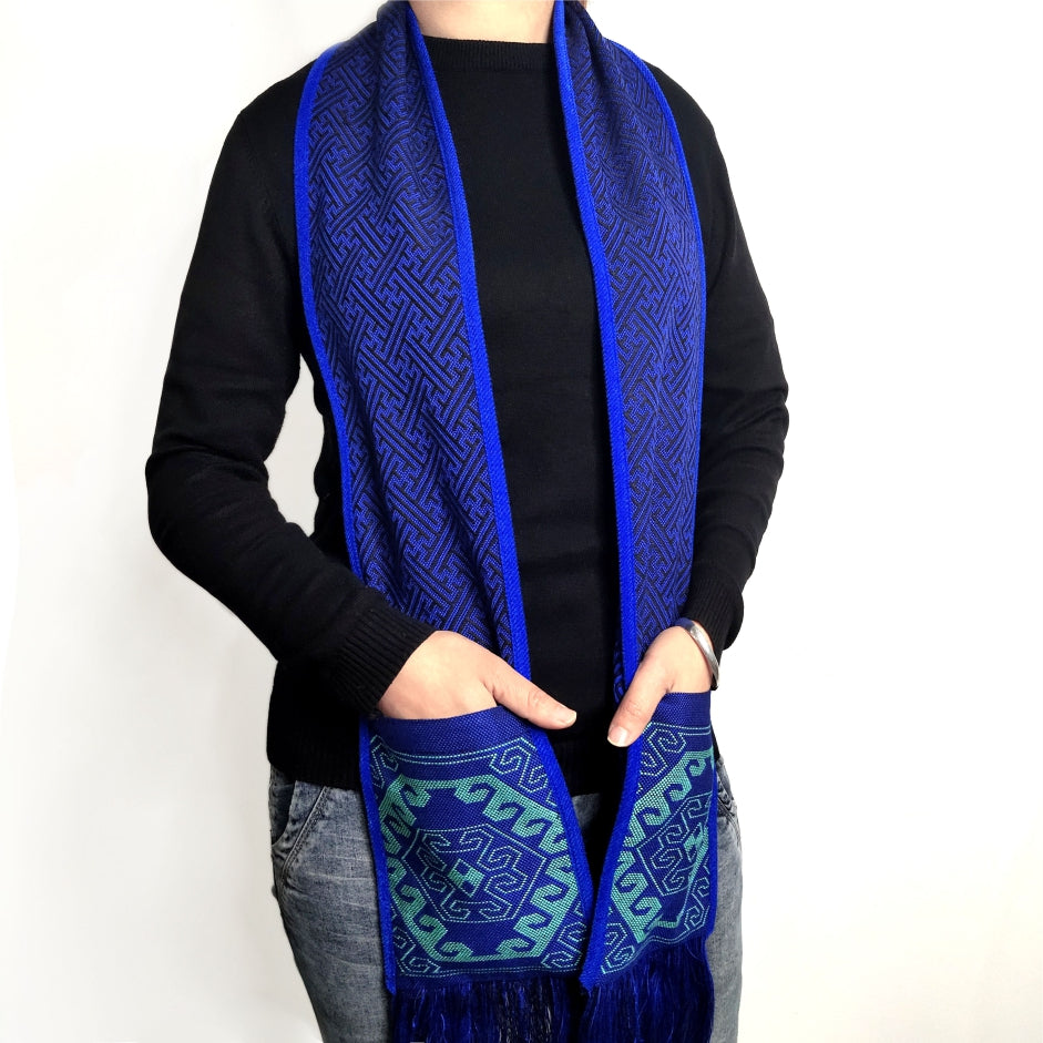 48 Gou Scarf With Pockets